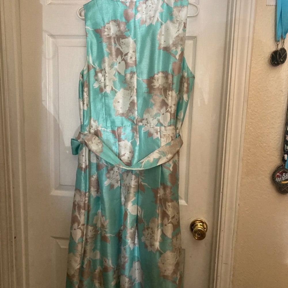 JH dress - Picture 2 of 4